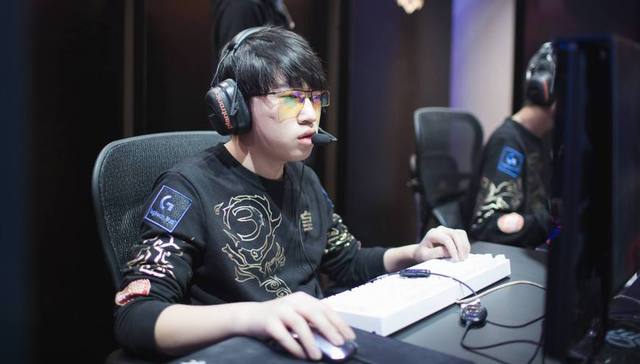 我们就围绕 我们就围绕