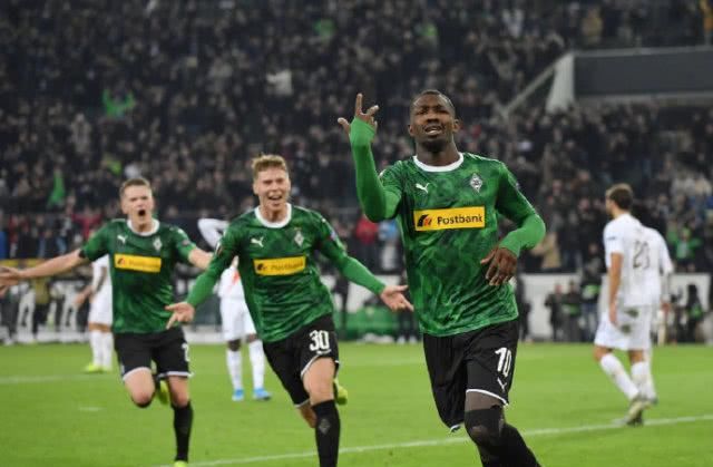 靠数值堆叠 靠数值堆叠